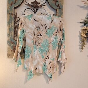 Jaipur Cream and Aqua Women's Blouse. Excellent Condition Size Medium